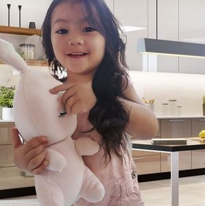 Meet your Posher, Pamela